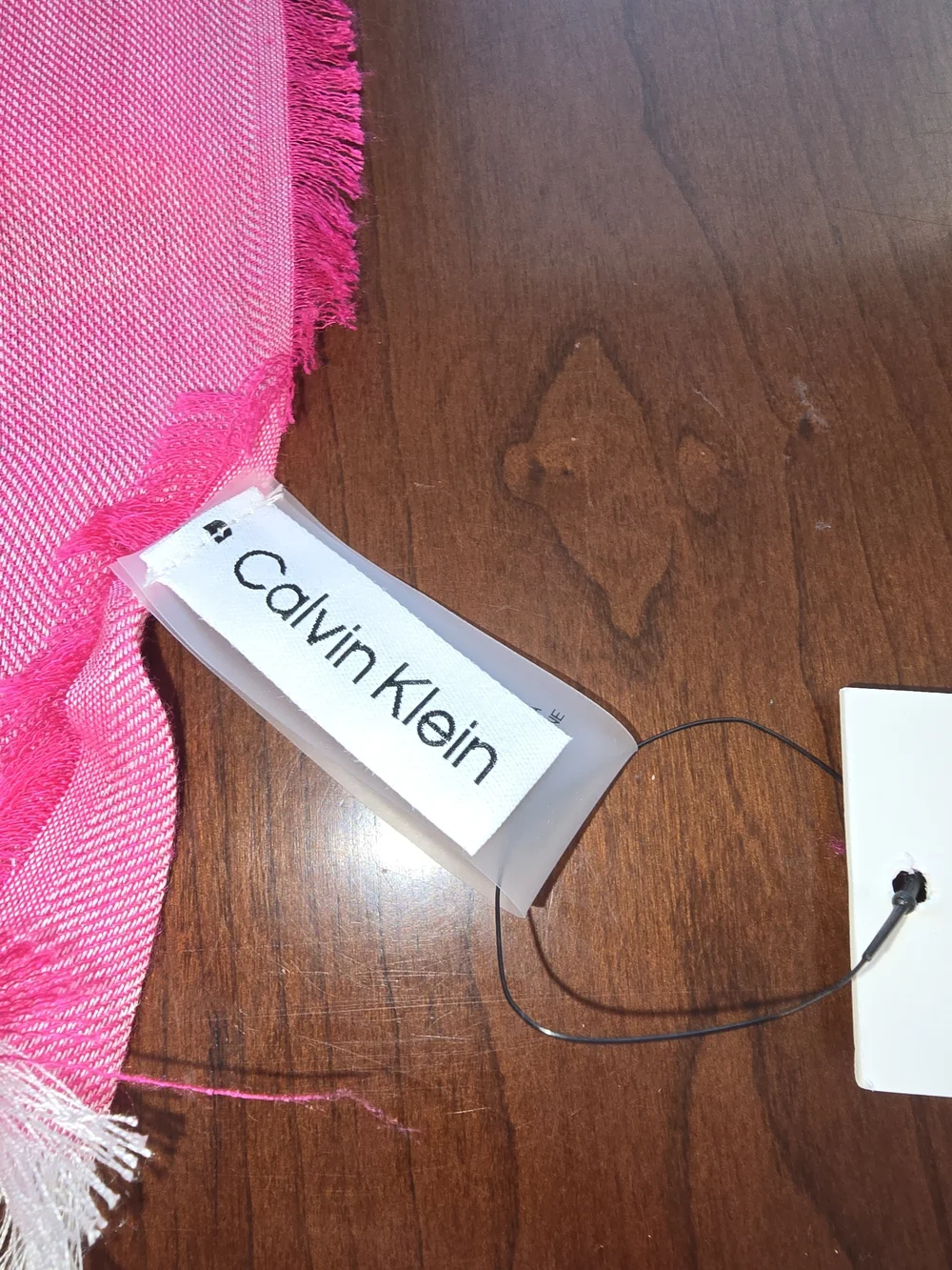 Calvin Klein Bright Pink 💕 Fringed Logo Scarf, New with Tags!